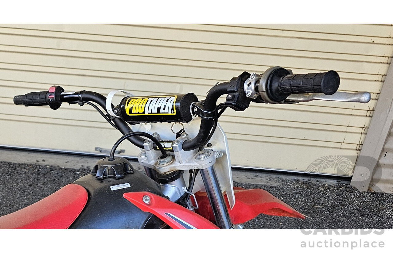 Honda CRF110 Motor Bike