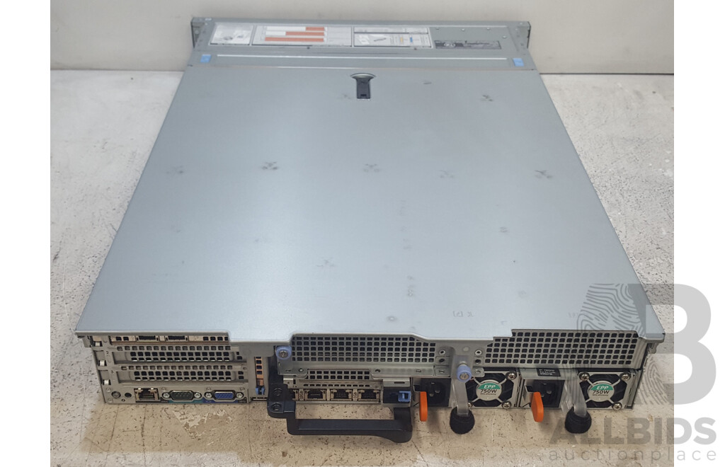Dell EMC PowerEdge R740 Dual Intel Xeon SILVER (4116) 2.10GHz-3.00GHz 12-Core CPU 2RU Server w/ 256GB DDR4