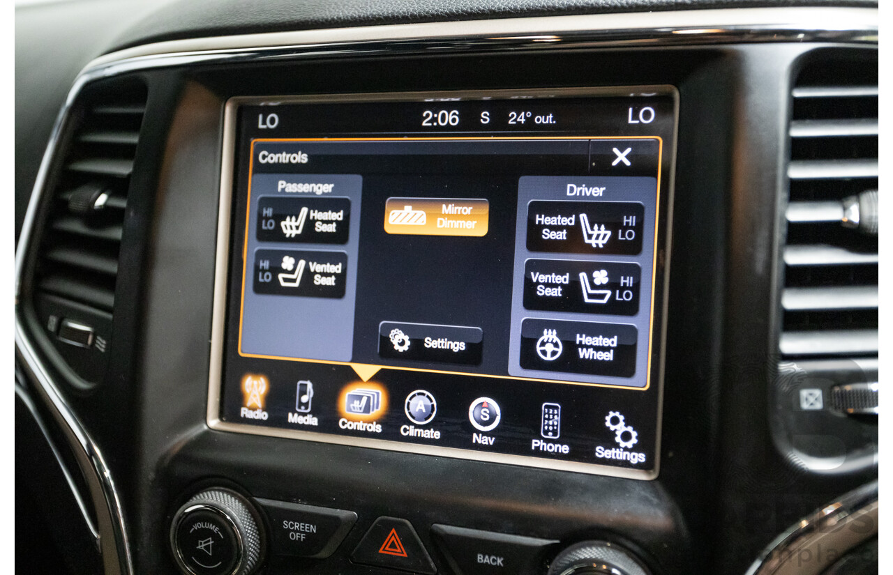 11/2016 Jeep Grand Cherokee Overland (4x4) WK MY15 4D Wagon Granite Crystal Metallic 3.6L V6