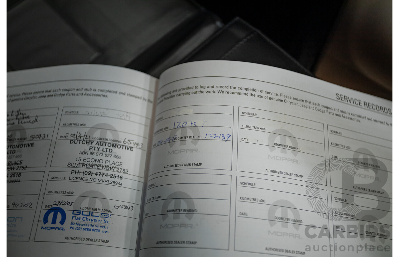 11/2016 Jeep Grand Cherokee Overland (4x4) WK MY15 4D Wagon Granite Crystal Metallic 3.6L V6