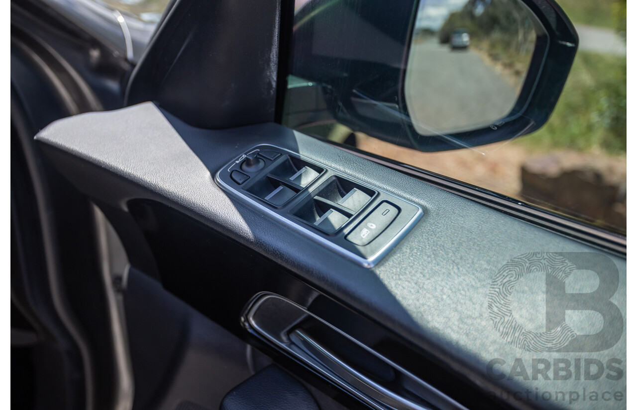 7/2016 Jaguar F-Pace 35t R-Sport (AWD) 4D Wagon Grey 3.0L