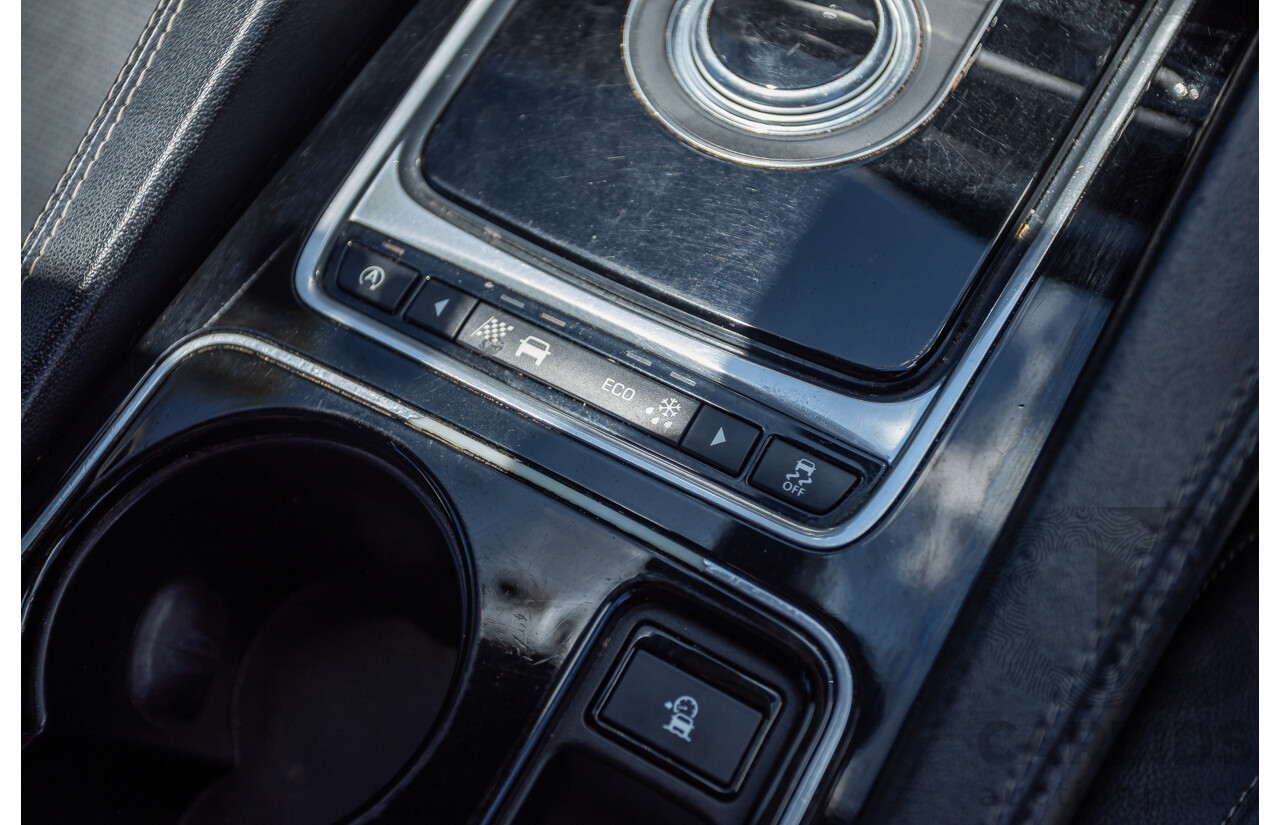 7/2016 Jaguar F-Pace 35t R-Sport (AWD) 4D Wagon Grey 3.0L