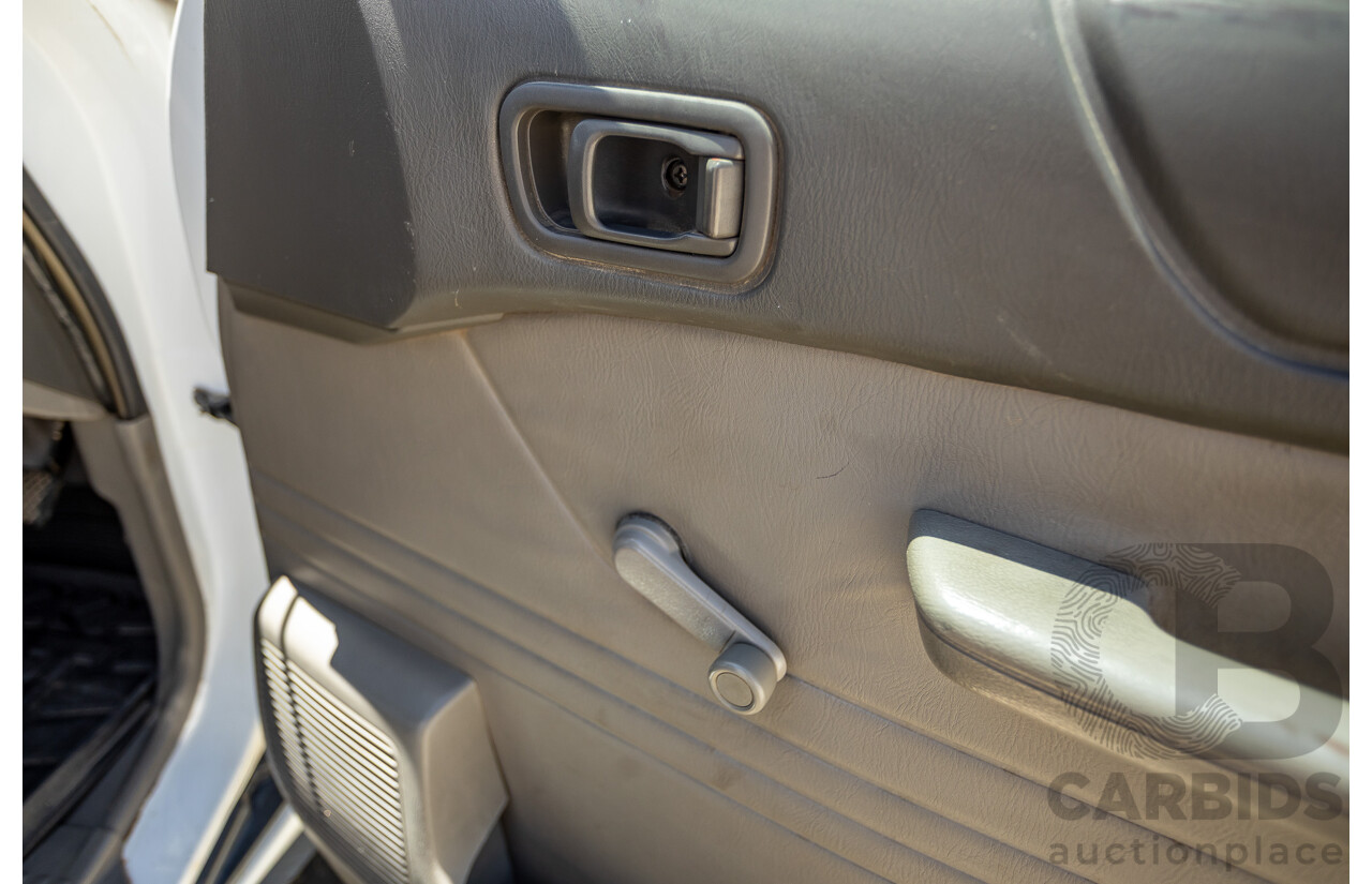 3/2009 Nissan Patrol DX (4x4) GU MY08 Leaf C/Chas White Turbo Diesel 3.0L