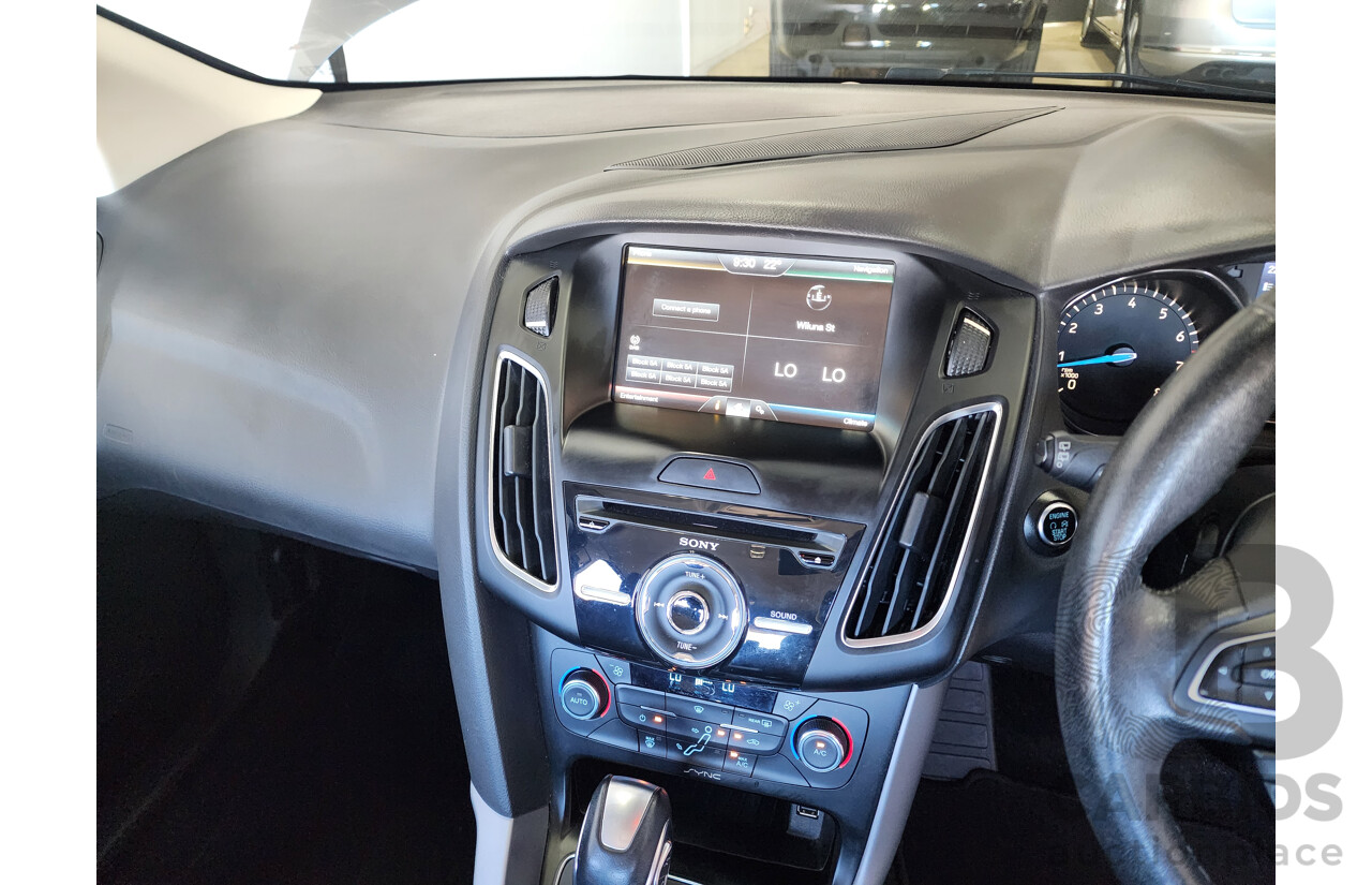 11/2015 Ford Focus Sport LZ 5d Hatchback Grey 1.5L