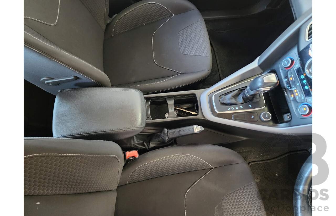 11/2015 Ford Focus Sport LZ 5d Hatchback Grey 1.5L