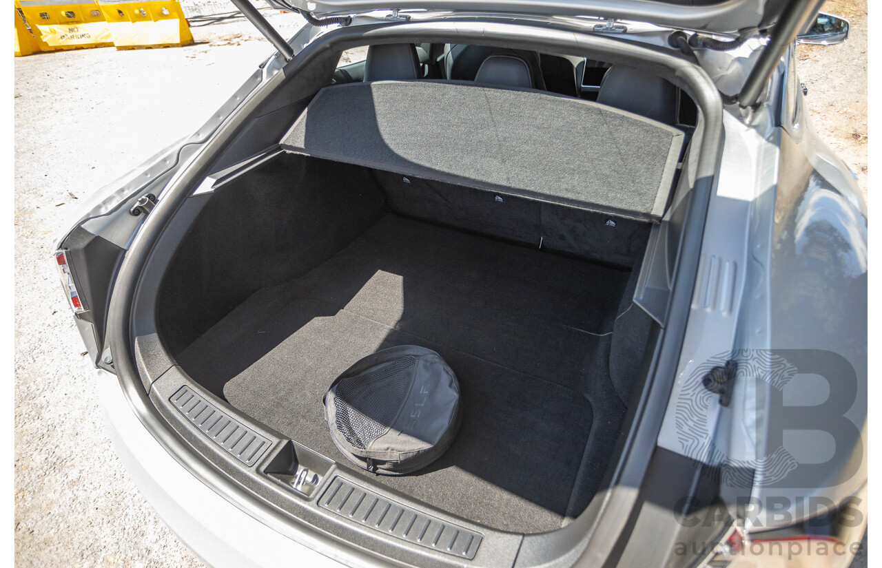 10/2017 Tesla Model S 75D (AWD) MY17 4D Silver Hatchback - Dedicated Electric EV 116kw