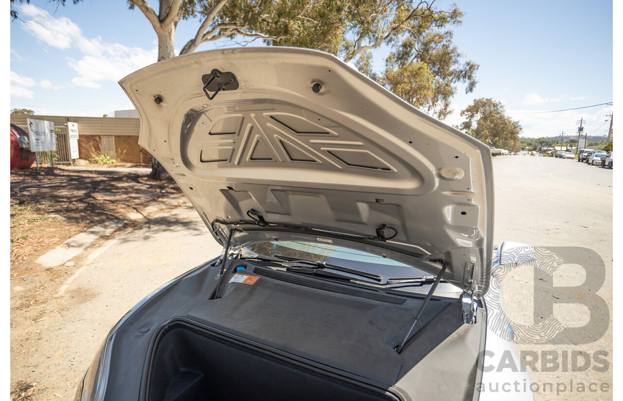 10/2017 Tesla Model S 75D (AWD) MY17 4D Silver Hatchback - Dedicated Electric EV 116kw