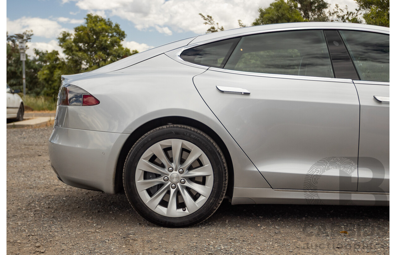 10/2017 Tesla Model S 75D (AWD) MY17 4D Silver Hatchback - Dedicated Electric EV 116kw