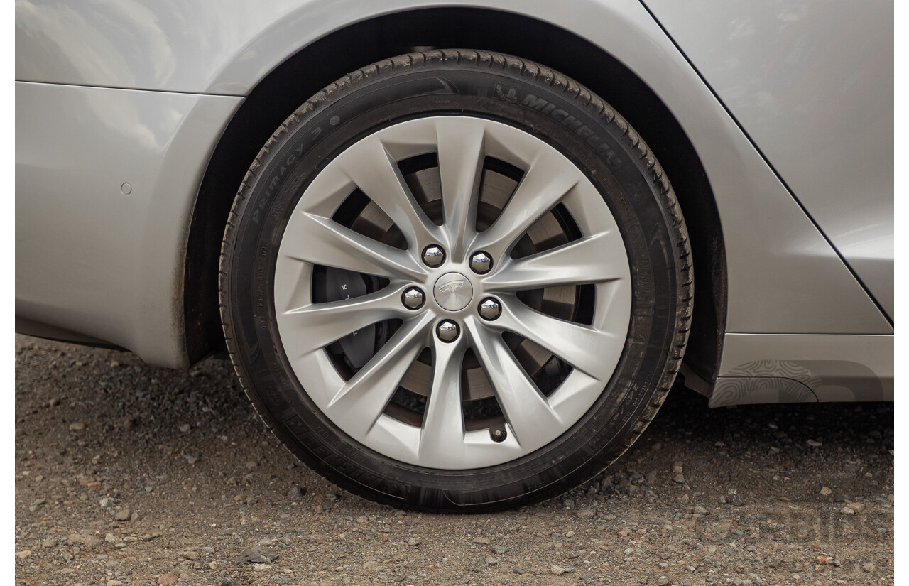 10/2017 Tesla Model S 75D (AWD) MY17 4D Silver Hatchback - Dedicated Electric EV 116kw