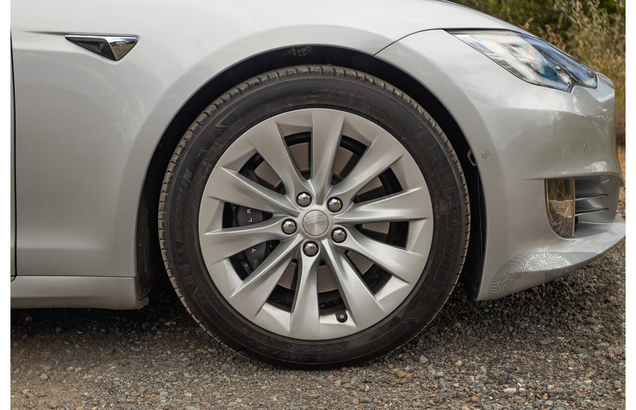 10/2017 Tesla Model S 75D (AWD) MY17 4D Silver Hatchback - Dedicated Electric EV 116kw