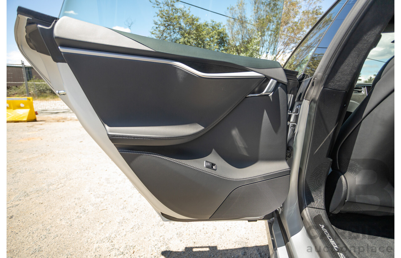 10/2017 Tesla Model S 75D (AWD) MY17 4D Silver Hatchback - Dedicated Electric EV 116kw