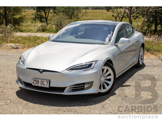 10/2017 Tesla Model S 75D (AWD) MY17 4D Silver Hatchback - Dedicated Electric EV 116kw