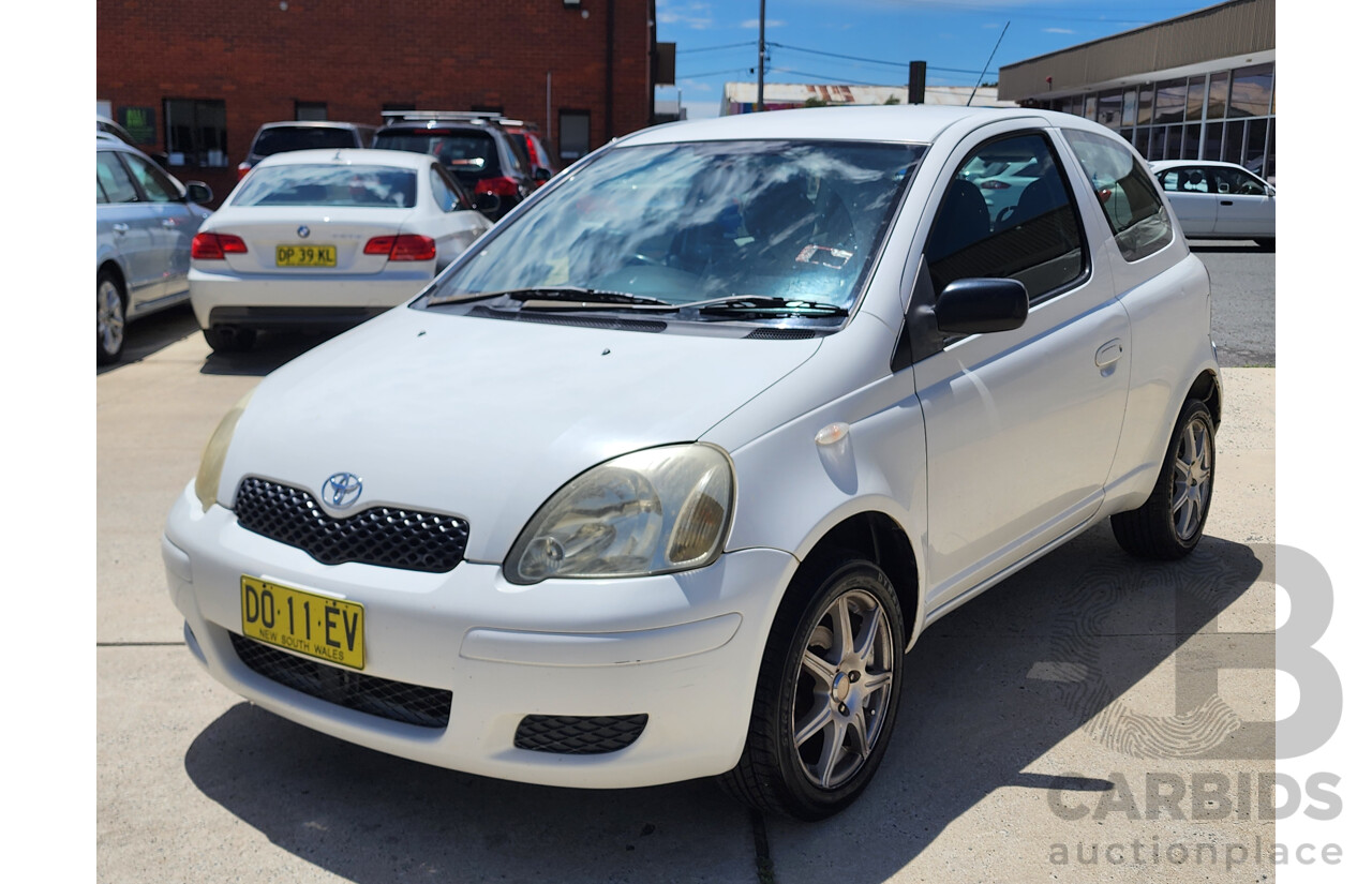 7/2004 Toyota Echo NCP10R 3d Hatchback White 1.3L