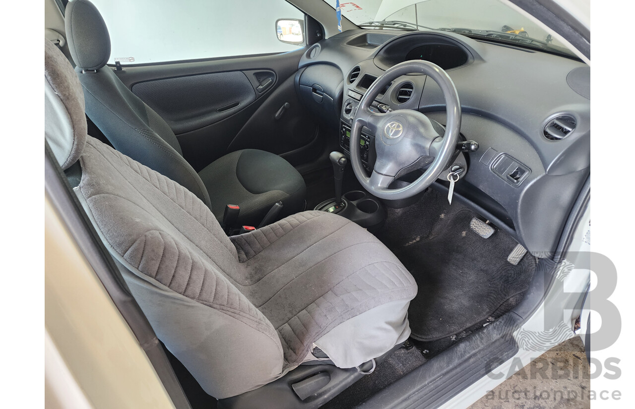 7/2004 Toyota Echo  NCP10R 3d Hatchback White 1.3L