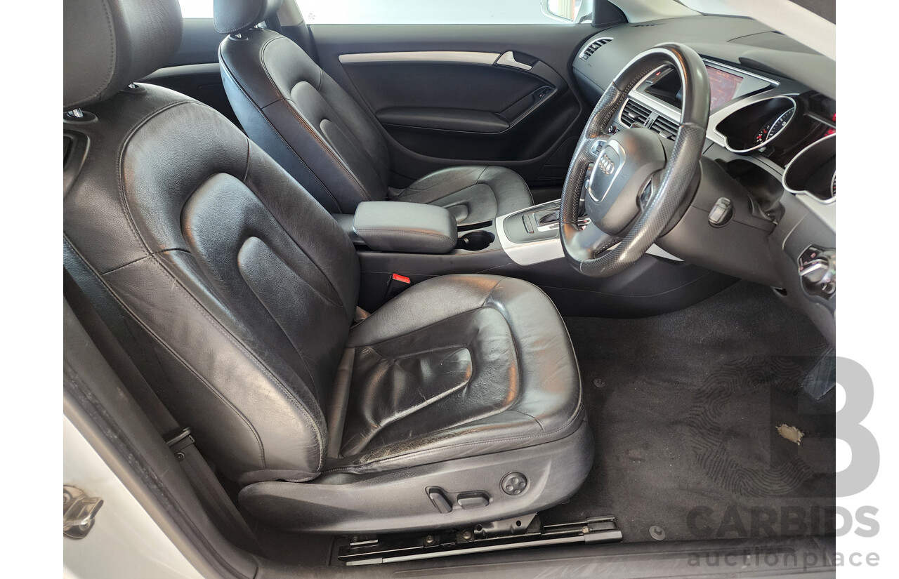 9/2010 Audi A5 2.0 TFSI 8T 2d Coupe White 2.0L