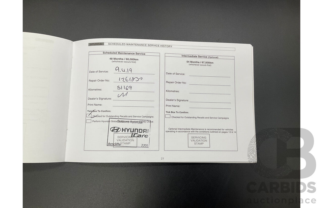 2/2015 Hyundai i30 SE GD MY14 5d Hatchback Creamy White 1.8L