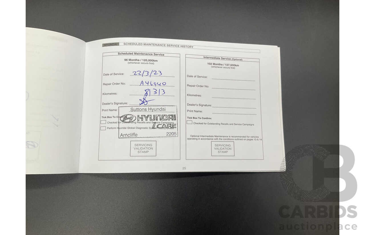 2/2015 Hyundai i30 SE GD MY14 5d Hatchback Creamy White 1.8L