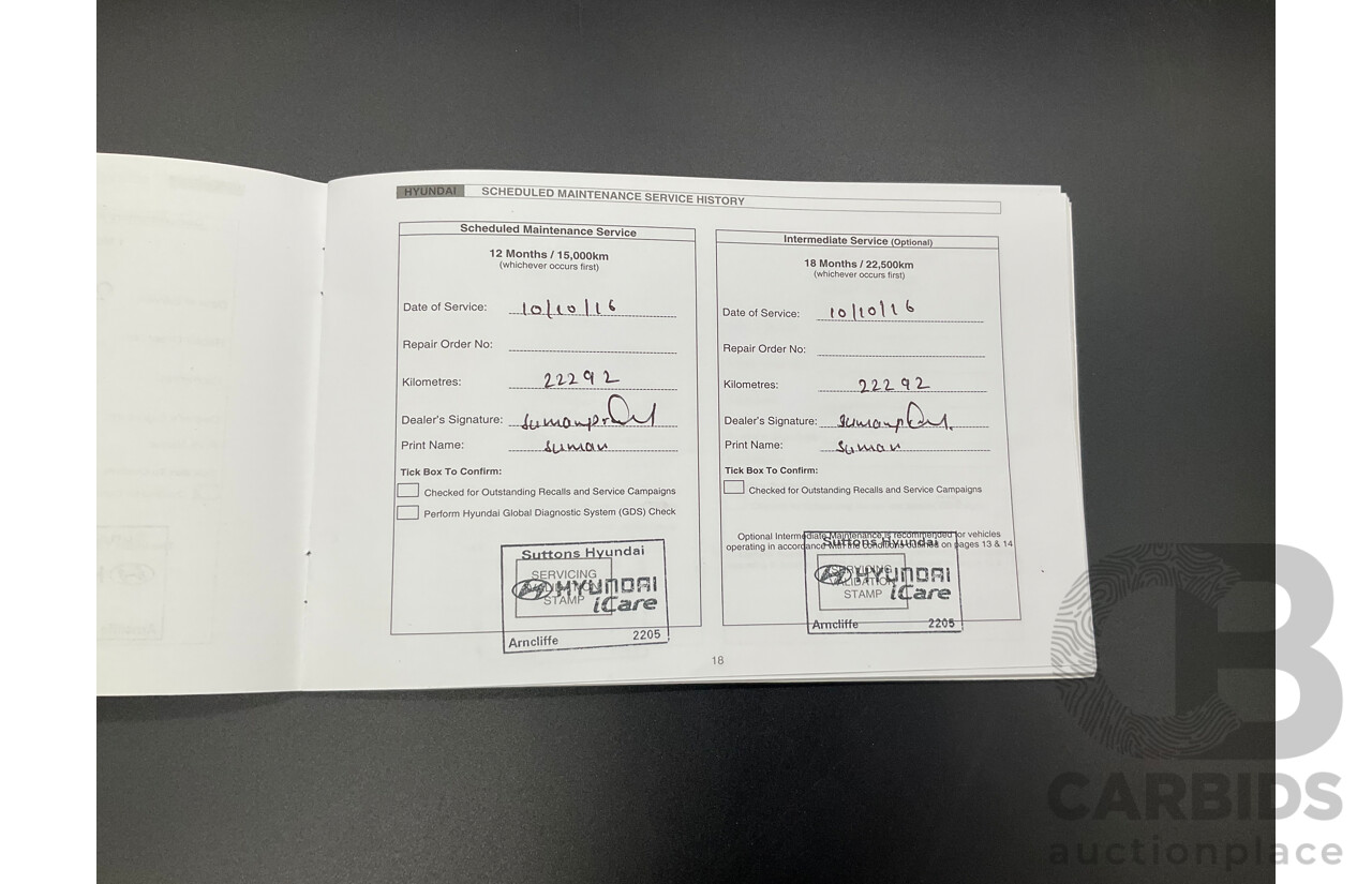 2/2015 Hyundai i30 SE GD MY14 5d Hatchback Creamy White 1.8L