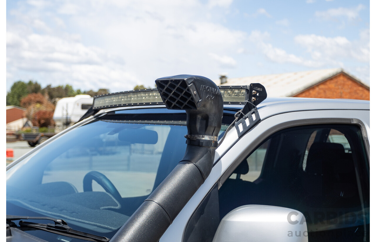 10/2012 Nissan Navara ST (4x4) D40 Dual Cab P/Up Silver Lightning Turbo Diesel 2.5L