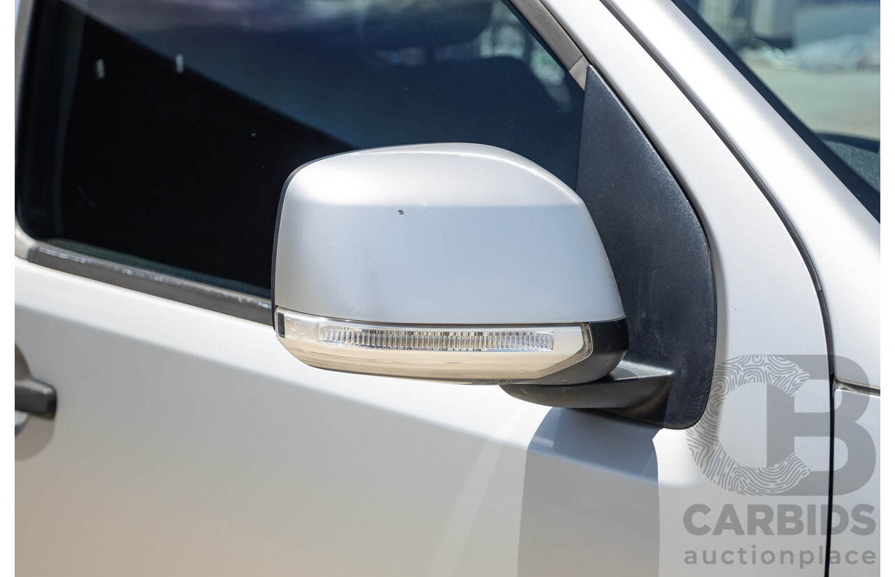 10/2012 Nissan Navara ST (4x4) D40 Dual Cab P/Up Silver Lightning Turbo Diesel 2.5L