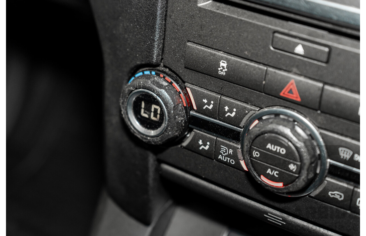 6/2013 Land Rover Discovery 4 3.0 SDV6 SE MY13 4d Wagon Causeway Grey Metallic Turbo Diesel V6 3.0L