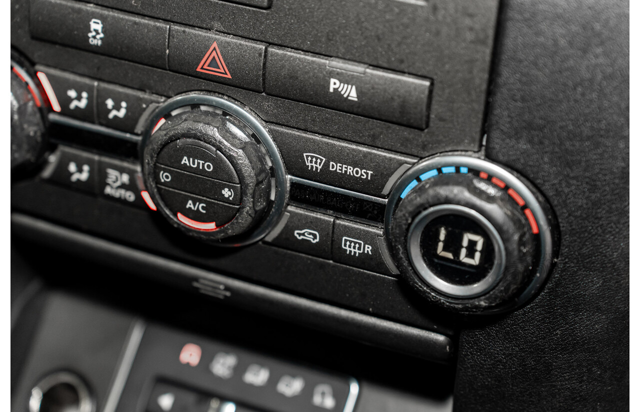 6/2013 Land Rover Discovery 4 3.0 SDV6 SE MY13 4d Wagon Causeway Grey Metallic Turbo Diesel V6 3.0L