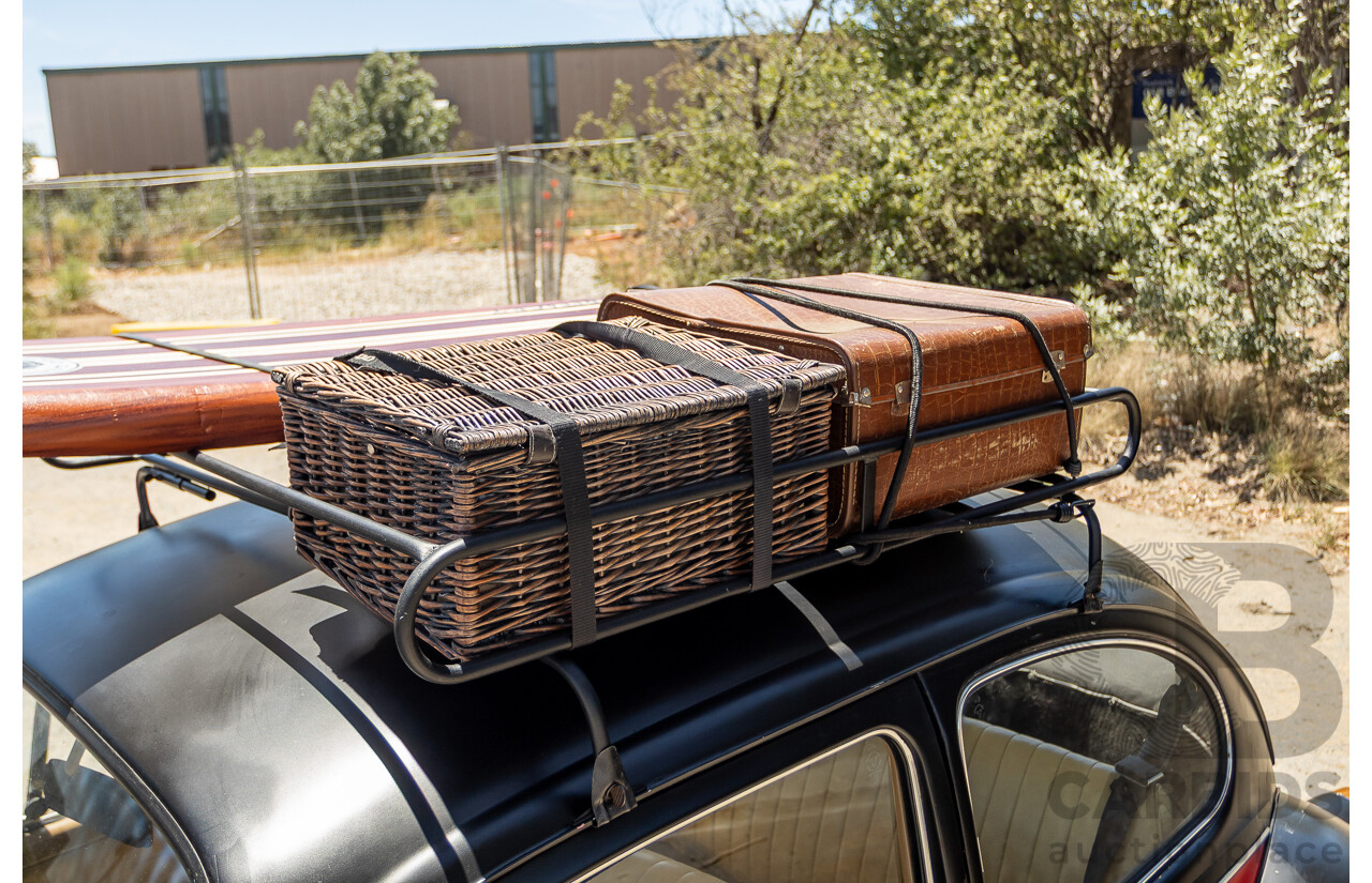 8/1970 Volkswagen Beetle 2d Sedan Black / Red 1.6L - Modified