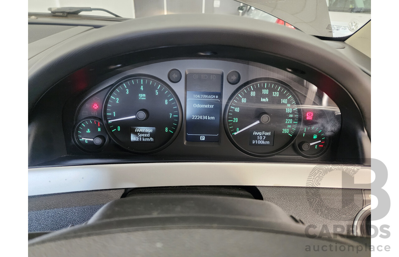 2/2010 Holden Berlina  VE MY10 4d Sedan Black 3.0L