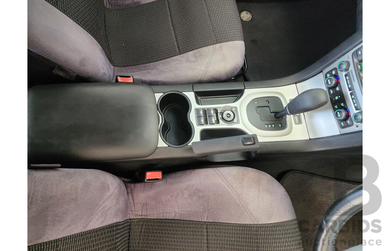 2/2010 Holden Berlina  VE MY10 4d Sedan Black 3.0L