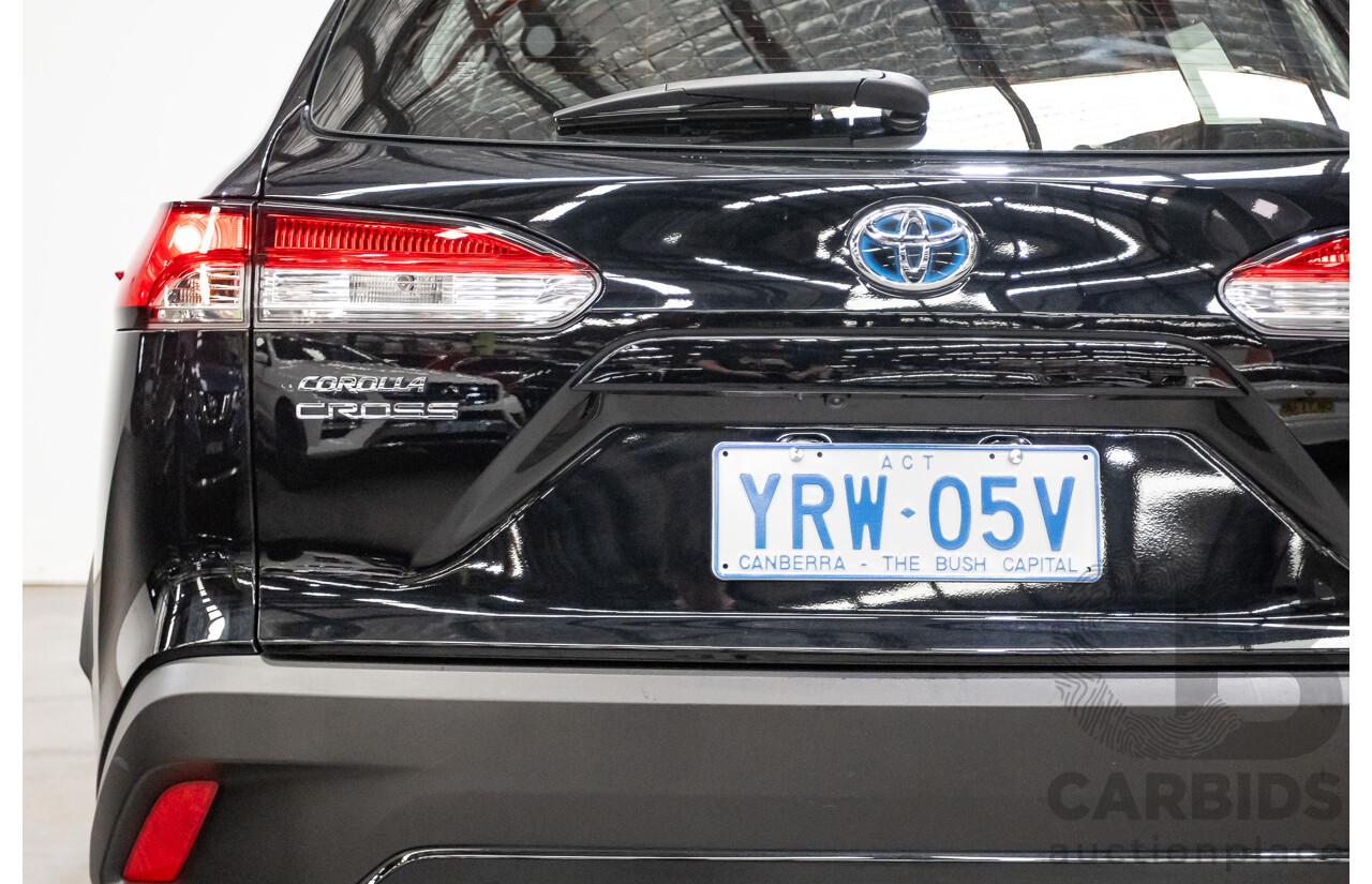 09/2022 Toyota Corolla Cross GX Hybrid MXGH10R 4D Wagon Eclipse Black 2.0L - 146kW Hybrid