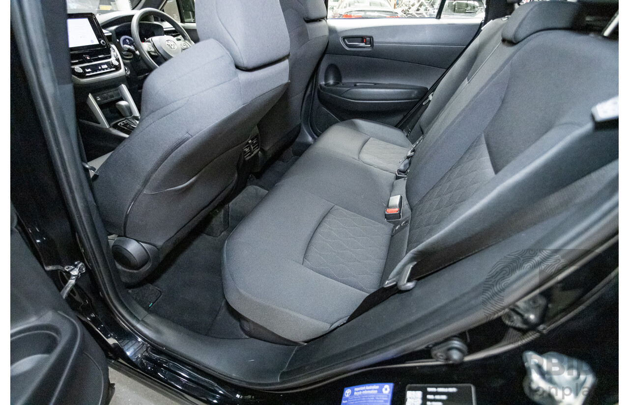 09/2022 Toyota Corolla Cross GX Hybrid MXGH10R 4D Wagon Eclipse Black 2.0L - 146kW Hybrid