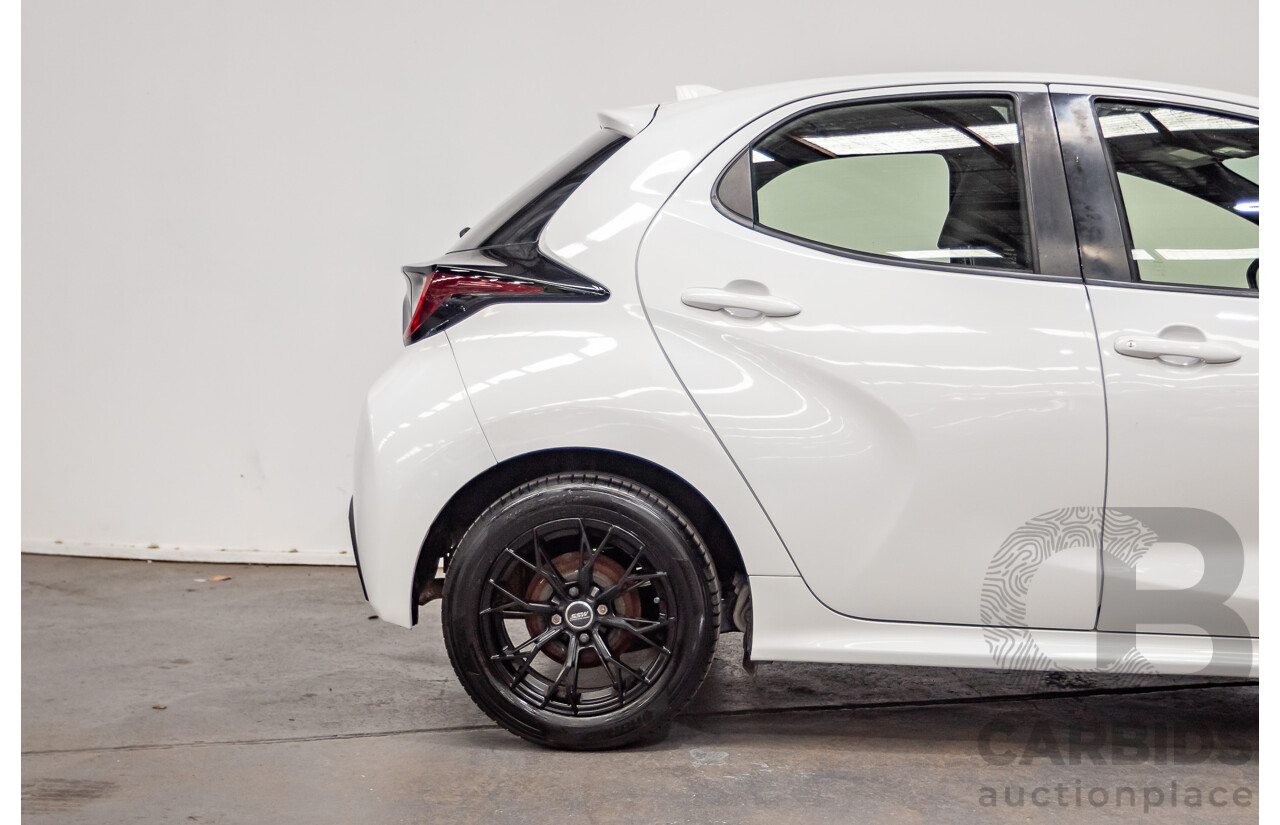6/2020 Toyota Yaris Ascent Sport MXPA10R 5D Hatchback Glacier White 1.5L