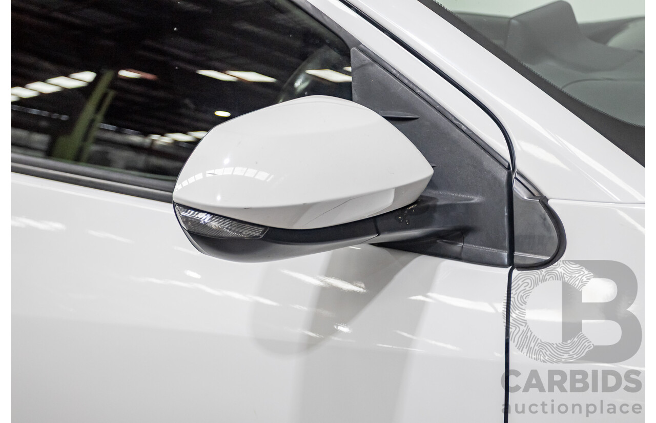 6/2020 Toyota Yaris Ascent Sport MXPA10R 5D Hatchback Glacier White 1.5L