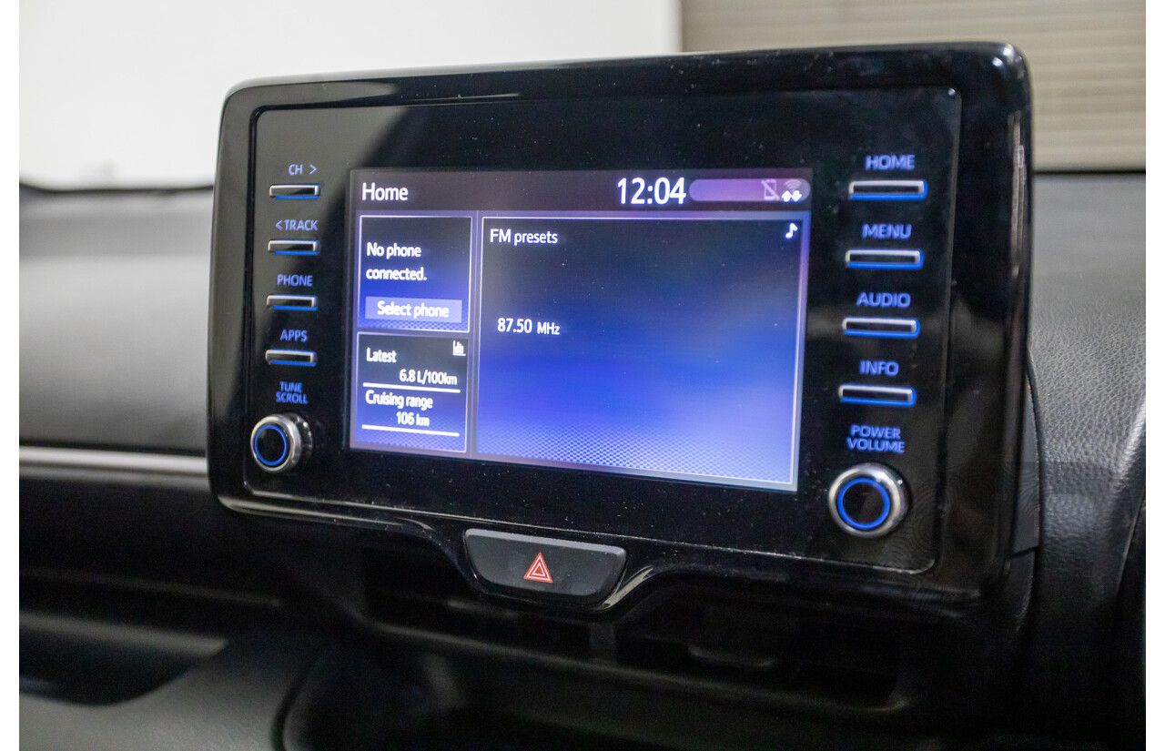 6/2020 Toyota Yaris Ascent Sport MXPA10R 5D Hatchback Glacier White 1.5L