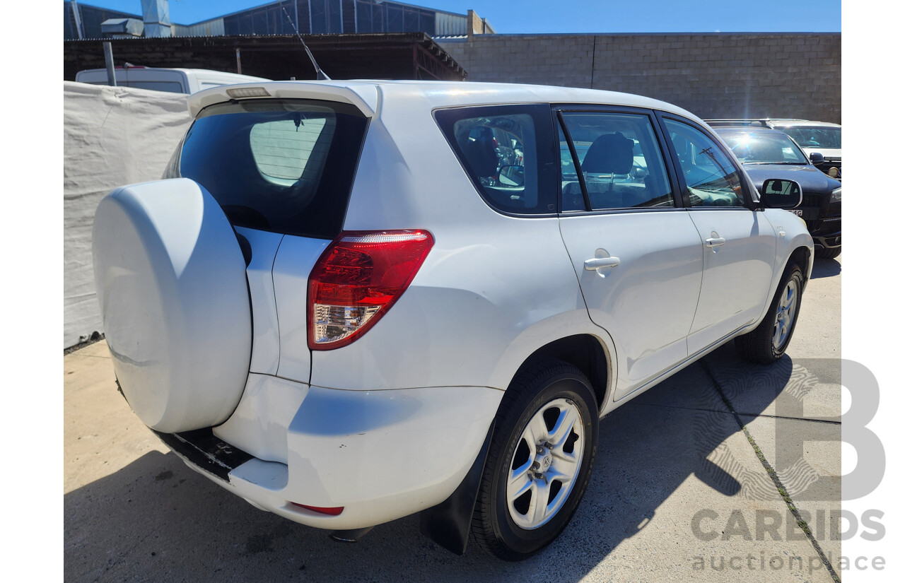 9/2006 Toyota Rav4 CV (4x4) ACA33R 4d Wagon White 2.4L