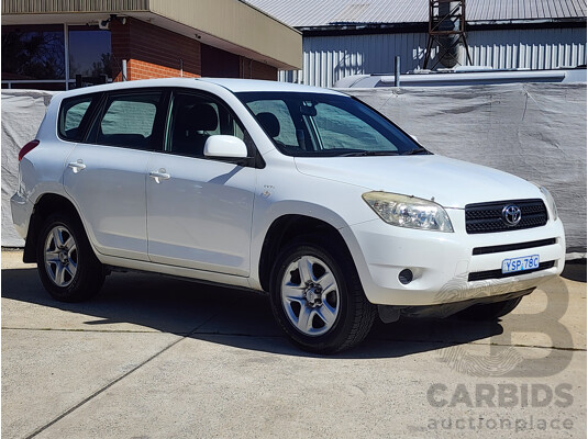 9/2006 Toyota Rav4 CV (4x4) ACA33R 4d Wagon White 2.4L