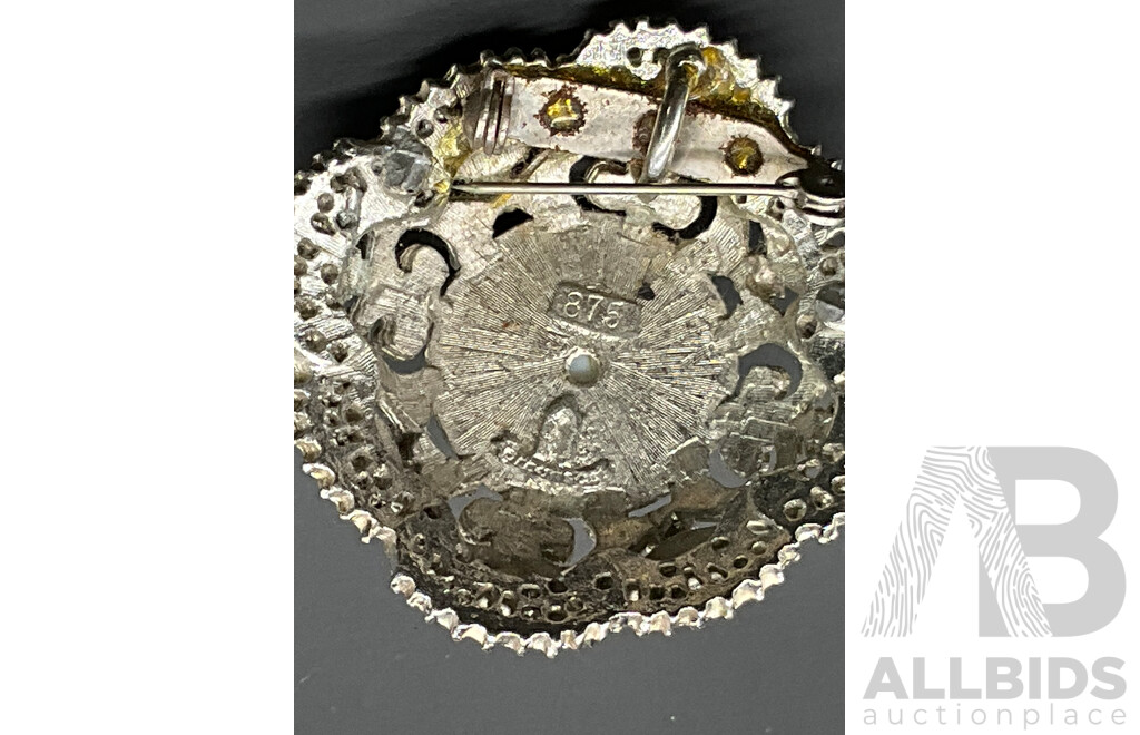 Collection of Vintage Jewellery Items Including Rings, Earrings, Necklaces and More