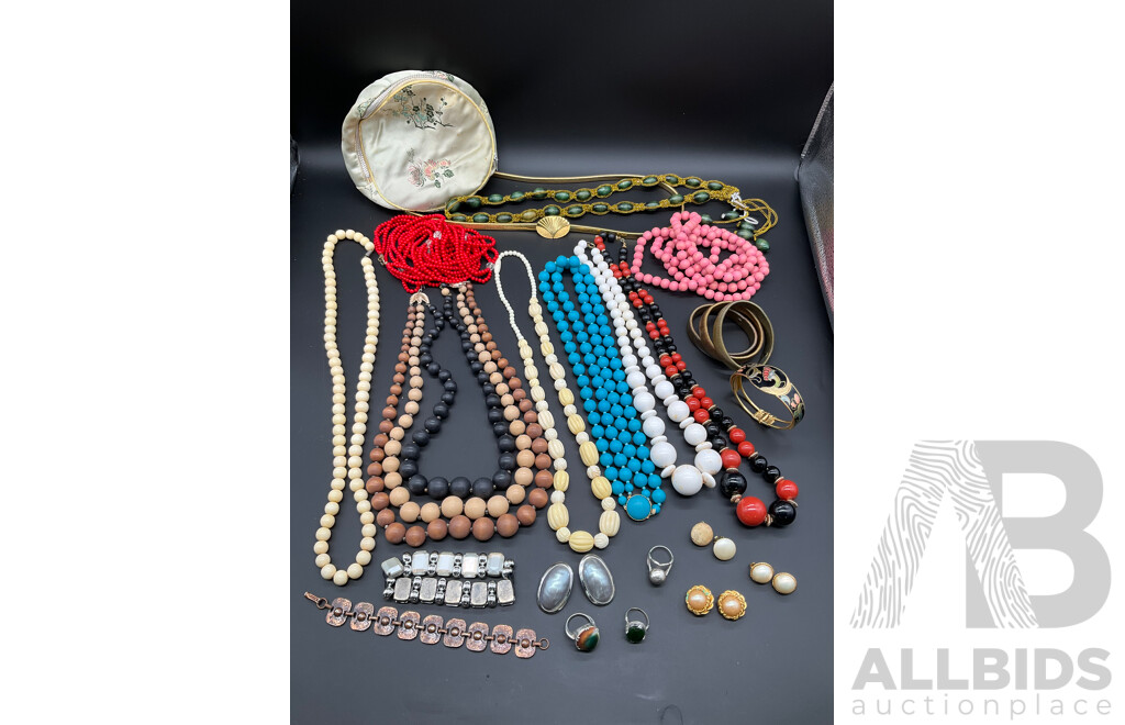 Collection of Vintage Jewellery Items Including Rings, Earrings, Necklaces and More