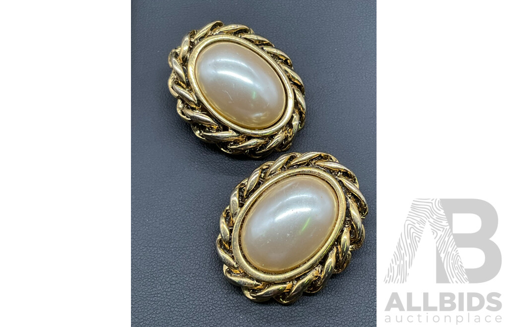 Collection of Vintage Clip-on Earrings, Including Elizabeth Reimer, Florenza, Barns and More - Lot of 6