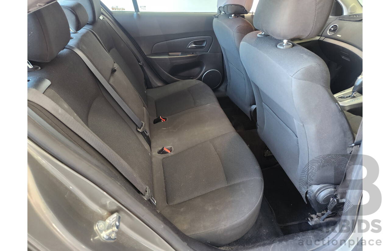 11/2012 Holden Cruze CD Equipe JH MY13 4d Sedan Grey 1.8L