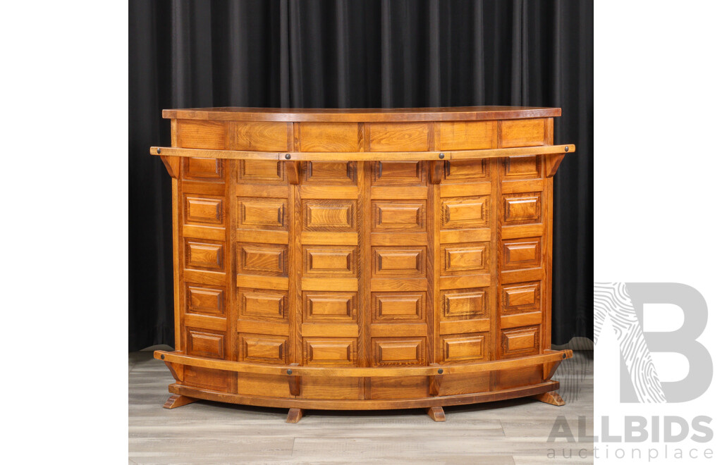 Vintage Curved Bar Unit