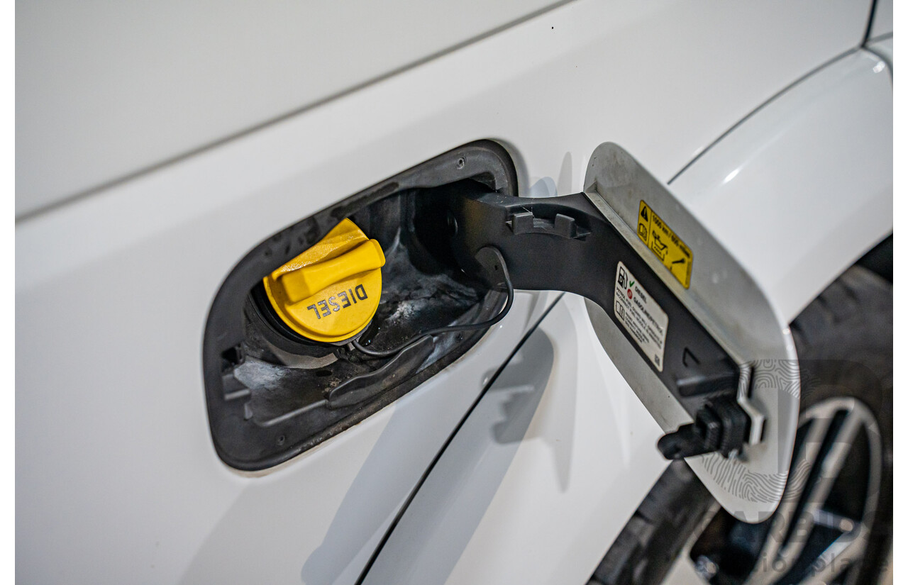 5/2012 Land Rover Discovery 4 3.0 SDV6 HSE MY12 4d Wagon Fuji White Turbo Diesel V6 3.0L - 7 Seater