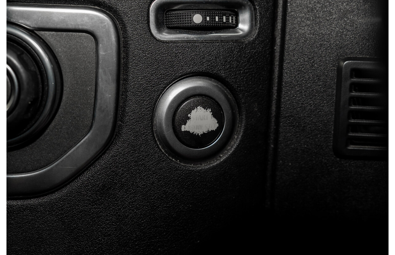 5/2012 Land Rover Discovery 4 3.0 SDV6 HSE MY12 4d Wagon Fuji White Turbo Diesel V6 3.0L - 7 Seater