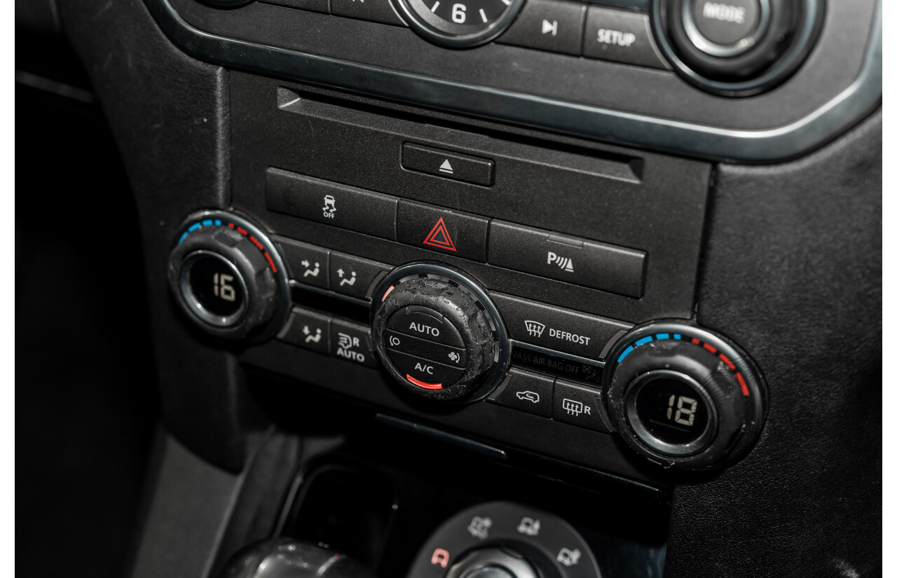 5/2012 Land Rover Discovery 4 3.0 SDV6 HSE MY12 4d Wagon Fuji White Turbo Diesel V6 3.0L - 7 Seater