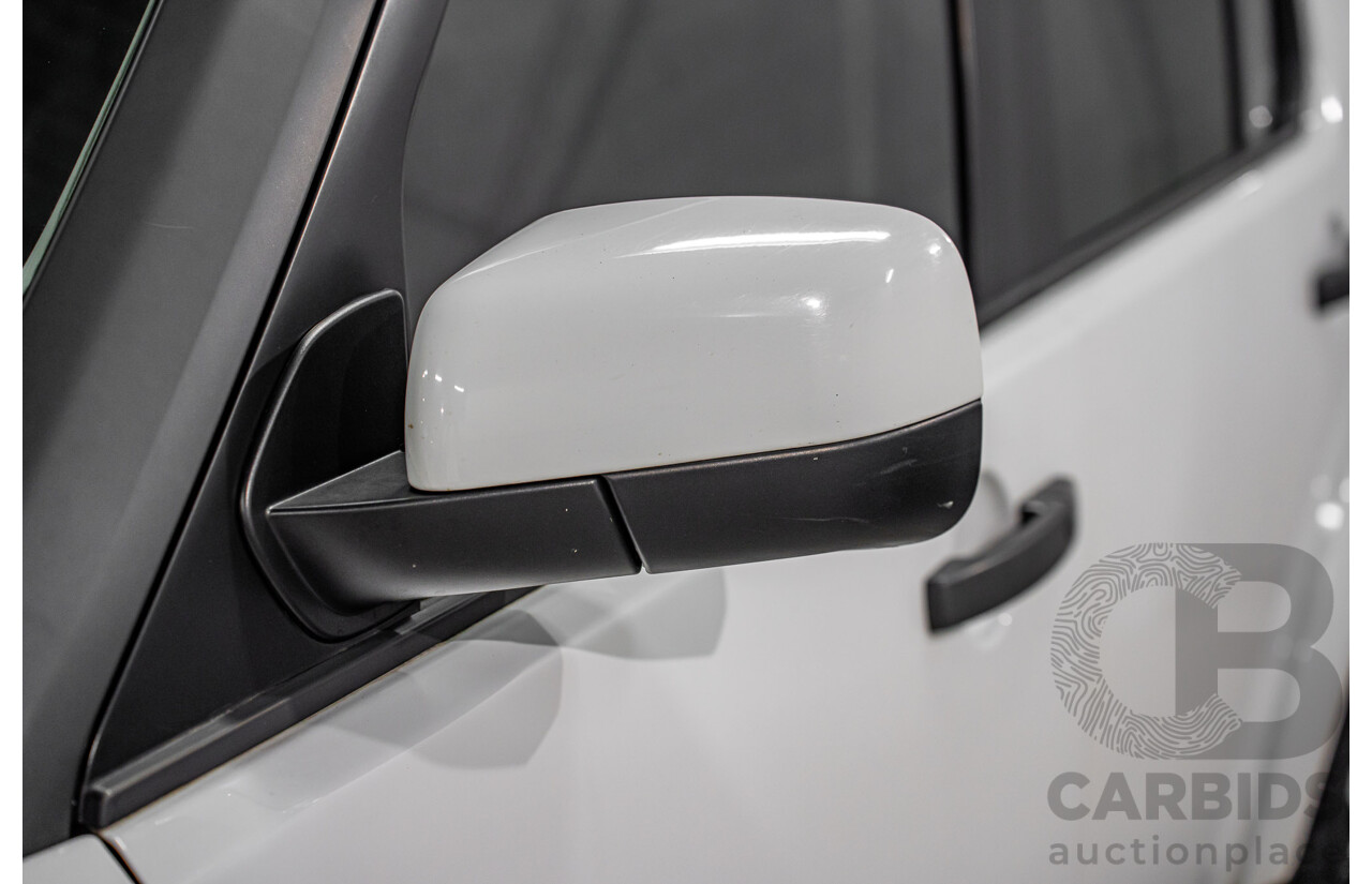 5/2012 Land Rover Discovery 4 3.0 SDV6 HSE MY12 4d Wagon Fuji White Turbo Diesel V6 3.0L - 7 Seater