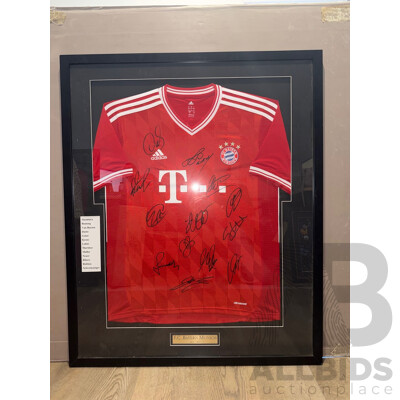 Framed 2013–14 Bayern Munich Jersey – Signed by Squad - With Certificate of Authenticity