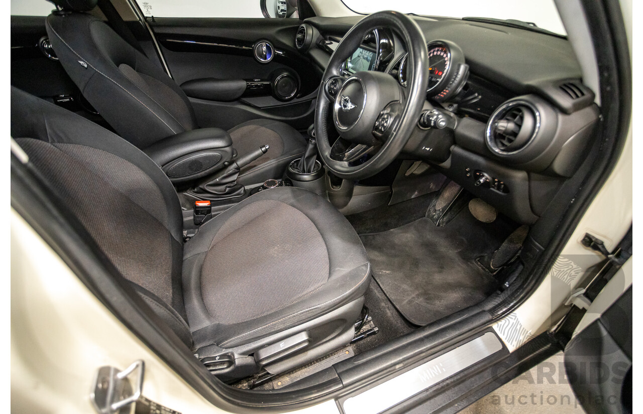 9/2015 Mini Cooper F55 5D Hatchback Pepper White Turbo 1.5L