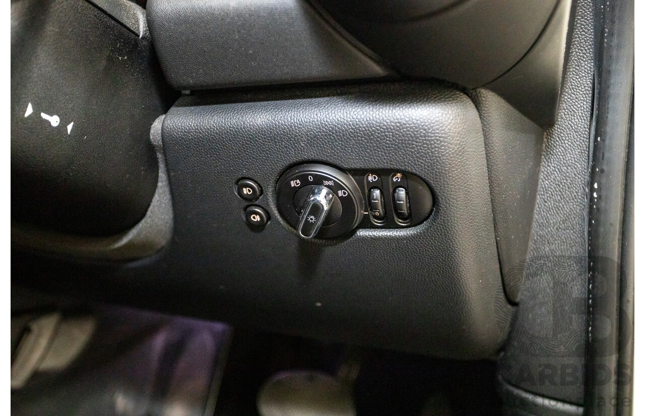 9/2015 Mini Cooper F55 5D Hatchback Pepper White Turbo 1.5L