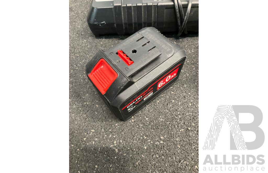 MAKITA 18V Dual Port Rapid Charger (DC18RD), MAKITA Storage Metal Case and Assorted Batteries (DELIXI, MAKITA and Others) - Lot of 6