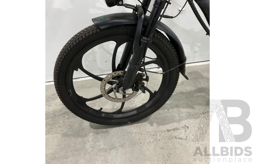 Black Foldable E-bike